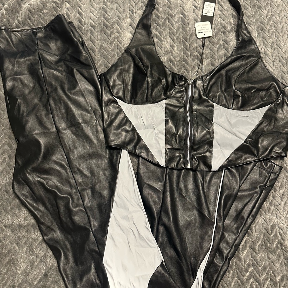 Fashion Nova Black and Silver Flare Pants - Picture 3 of 7